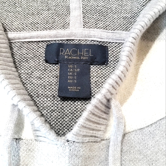 Rachel Roy Pullover Sweater. Women's Size Small. Shades of Gray. - Picture 2 of 3